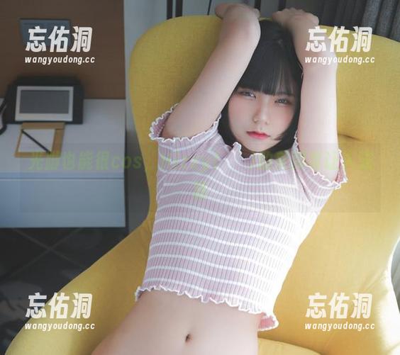 光脚也能很cos，Hizzy(히지)的美脚真让人流连