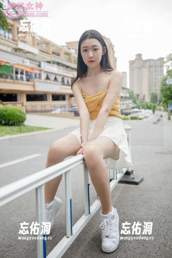MSLASS梦丝女神 - 珂珂与粉色NIKE的碰撞，那原图的无圣光下，宛若梦境一角