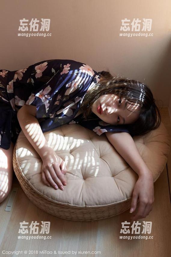 MiiTao蜜桃社 - 陌子Mandy的美腿合集,保证你远离腿部焦虑,腿长参考标杆就在这里! MiiTao蜜桃社 - 陌子Mandy的美腿合集,保证你远离腿部焦虑,腿长参考标杆就在这里!