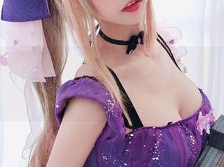 Momoko葵葵的《爱宕》，原图一看简直想给她加杯咖啡！