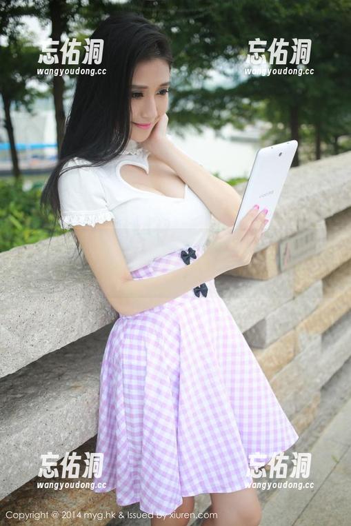MyGirl美媛馆 - 既然是小海臀rena的全套连衣裙，那就顺手下载吧，反正值得！