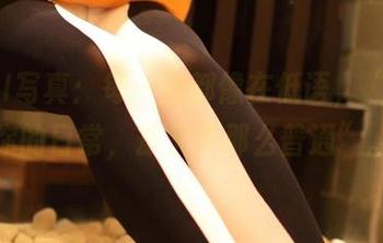 ROSI写真：每一张都像在低语，“我是你的日常，却又不那么普通”。