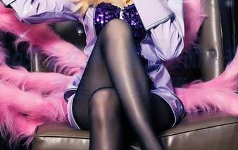 TouTiao头条女神 – 查莉娅的秘书：办公室里的写真趣事