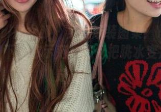 TuiGirl推女郎 – 免费泳装图集：Yu佳妮在烈日下给你示范，如何把跳水变成“跳成摔”！