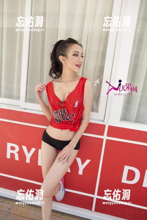 UGirls尤果网 - 艾小青的新旅拍美图,让人想问,旅行的意义是...吃饭吗? UGirls尤果网 - 艾小青的新旅拍美图,让人想问,旅行的意义是...吃饭吗?