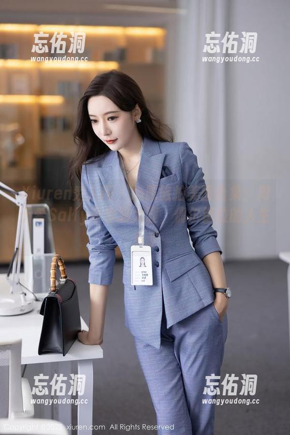 Xiuren秀人网 - 心愿旅拍美图合集：周于希Sally带你游大理，偶尔错位的人生乐趣