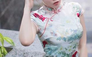 Xiuren秀人网 – 短裙再加小泡芙winna，图包里的趣事唾手可得