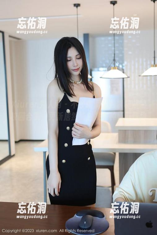 Xiuren秀人网 - 不经意间翻到李梓熙的校园合集，更新居然能触发某种怀旧情绪？