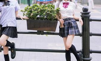 YouMi尤蜜荟 – 这些美图来自菲儿beauty的甜心系列，先闻香，再看图，原来她还隐藏着如此甜蜜的构想。