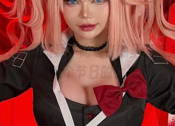 ZinieQ原图资源：高卷杏的圣诞魔力，快来见证这个节日的女神吧！