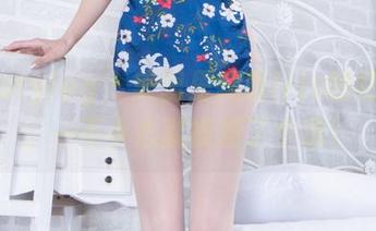 beautyleg – 美图里藏着Iris的红裙梦，一不小心就被撩了个透！