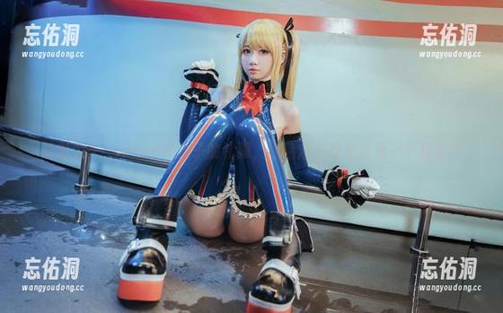 最新力作!izumi泉桃子的礼服,您确定不是来自另一个星球? 最新力作!izumi泉桃子的礼服,您确定不是来自另一个星球?