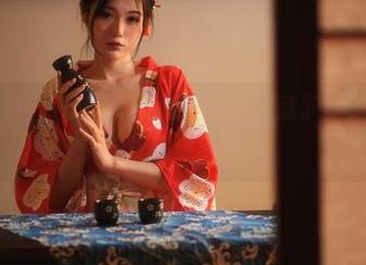 修女新风尚，一米八的大梨子的更新藏了多少小心思呢？快来更多的！