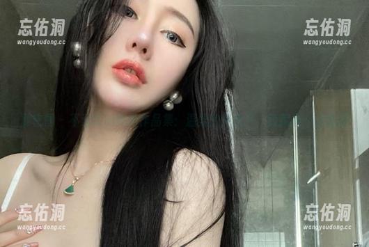 微密圈 - 不爱笑的赛琳作品集：温柔的外表下，隐藏着一丝倔强