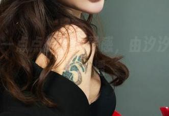 丽柜 – 一点点护士的灵感，由汐汐从图库中撒播