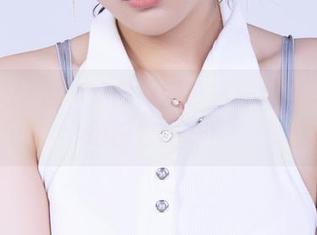 丽柜 – 潼潼和她的制服艺术，私房美图值得慢慢品味！