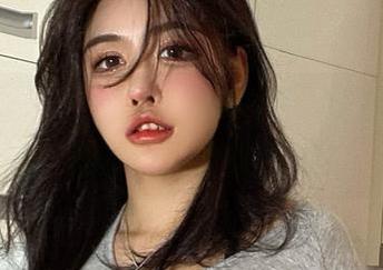 微密圈 – 于芷晴黑色写真集，精选出一帮低调奢华的黑衣怪咖！