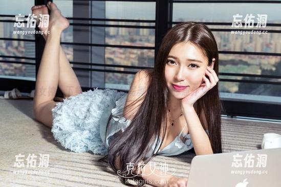 克拉女神 - 下载王睿妹妹的写真集,让你意外又不意外的地方 克拉女神 - 下载王睿妹妹的写真集,让你意外又不意外的地方