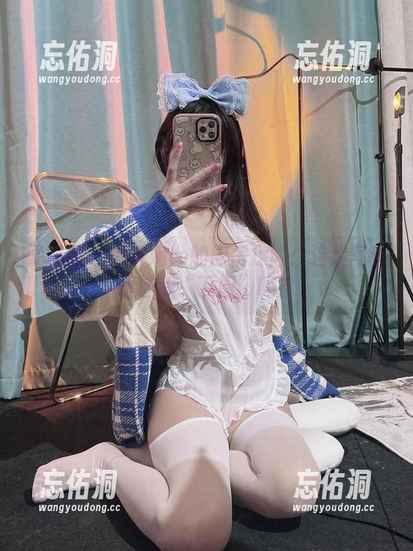 微密圈 - 兔宝妮to的厨房探险：这组写真想让我“下厨”吗？