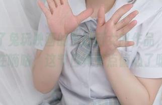 我看了兔玩映画的圣诞萌女郎作品，心里在嘀咕，这节日真有点偏心了呀
