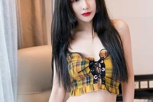 嗲囡囡 – 奥利给！Egg_尤妮丝粉色图册最新上线，像棉花糖一样甜，但可别轻易咬哦！