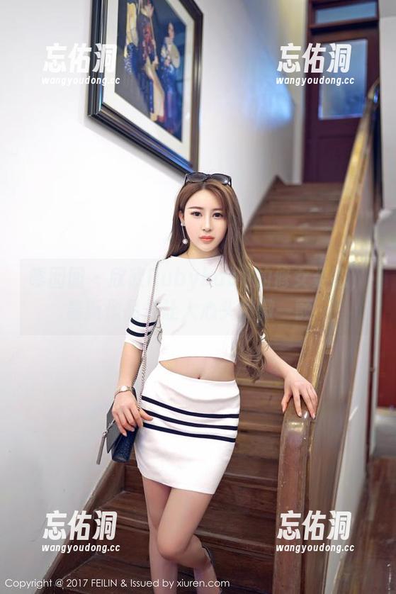 嗲囡囡 - 欣欣Rubybaby的修女姿态，最新作品集让人心头微微一颤…