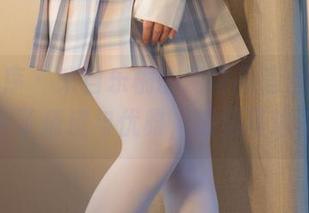 少女秩序 – 来自乐栀的网袜高清合集，完美结合了俏皮与优雅，感觉耳边都有风