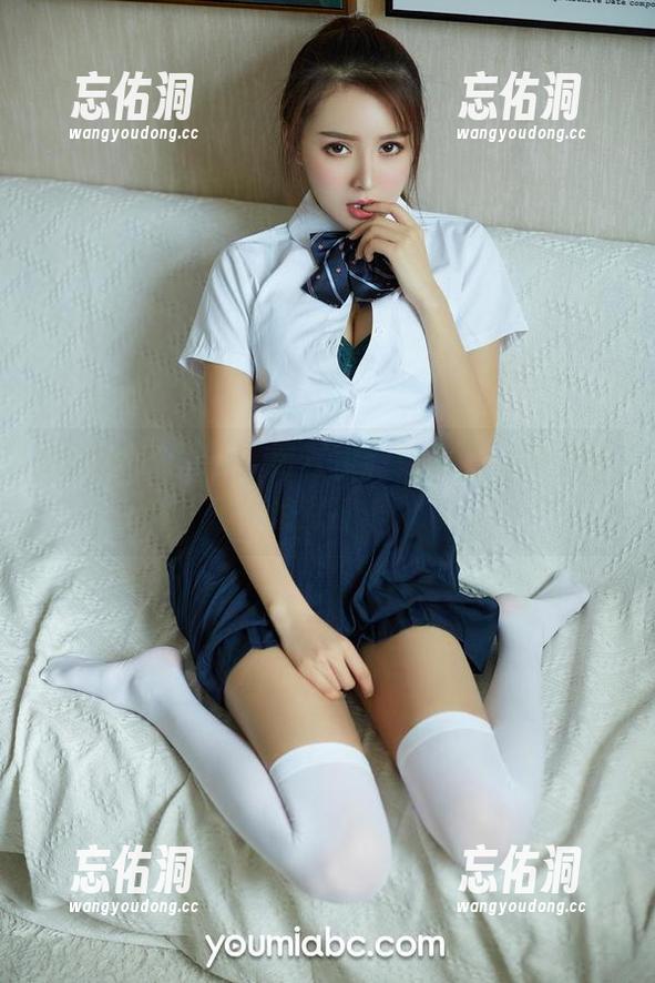 尤蜜荟 - 报告！费若拉最新美图，深渊般的深邃…