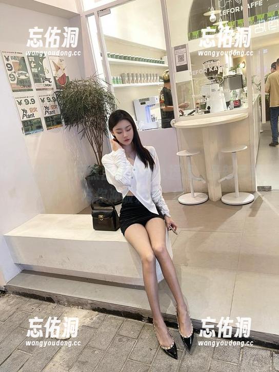 微密圈 - 用黑白解读是小逗逗，最新写真带你冲破彩色囧境。
