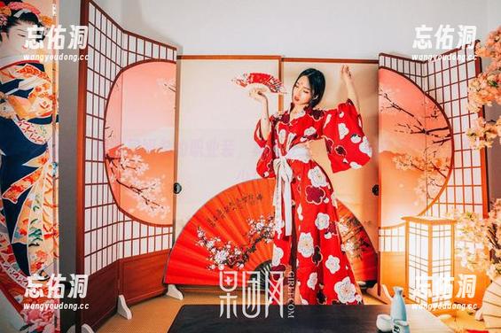 果团网 - 精选周妍希的职业装，真是让午后茶会都变得严肃了不少！