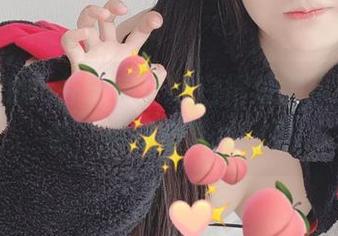 图片里的桜井宁宁，纯白得像刚出炉的面包，你忍心吃掉吗？