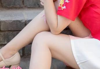 梦丝女神 – “女神”王娇娇的私房写照，难怪每天都想给她发粉丝信！