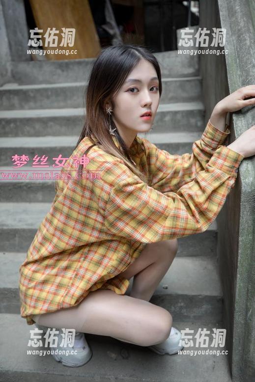 梦丝女神 - 这张玥玥的美足图片，我的眼睛有些不太够用啊