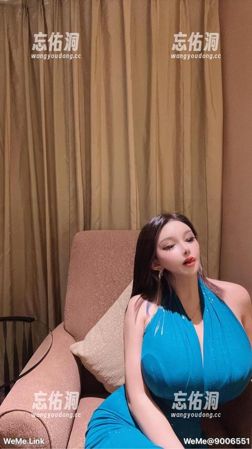 微密圈 - 翻了梦露veronica的更新，少女美图上天了吧，让我停不下来！