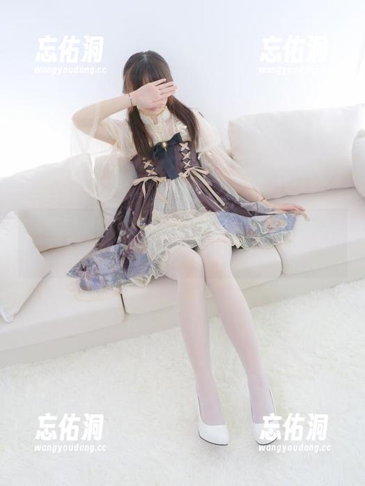 森萝财团的120D白丝全套，原图好像在和我调情哦。