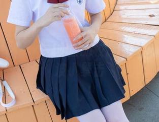 原图流出！森萝财团的校服肉丝少女来一波小暴击