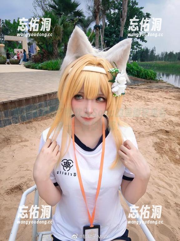 单脚或双脚？特软儿Sona的美脚壁纸合集——随你选择！