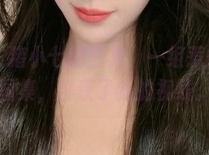 微密圈 – 猪小七的白裙，一组惹性十足的图集，俘获了我的视线。