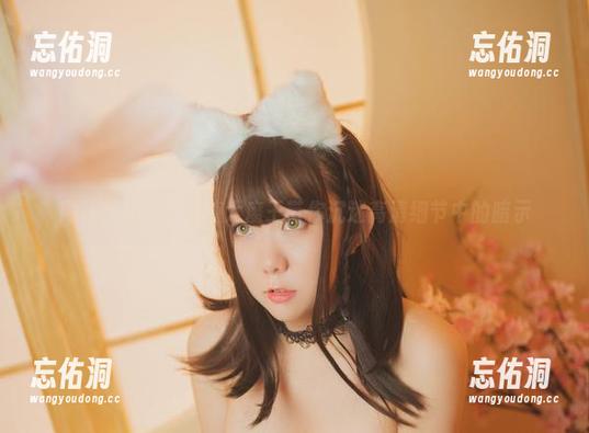 网袜作品集：甜糖大魔王带你沉迷高清细节中的暗示