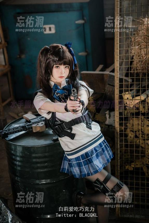 水手服如画，白莉爱吃巧克力的高清美图美得不像话。