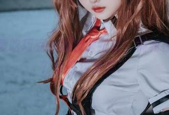 白莉爱吃巧克力的校服纪实，福利在哪儿？就在这眼里！