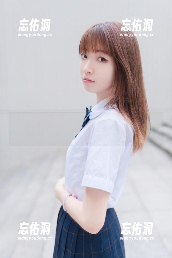 私拍合集：祖木子，那个“学妹”你要当个小火焰吗？