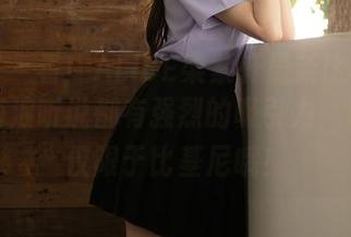 秀人网 – 看！ALICE梁紫轩最新比基尼图集，海浪听说都有强烈的吸引力，咳咳，仅限于比基尼哦！