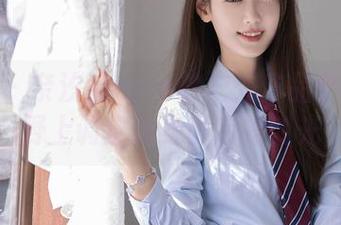 秀人网 – 奈汐酱nice的户外作品全集：原野上调皮的身影定格时光