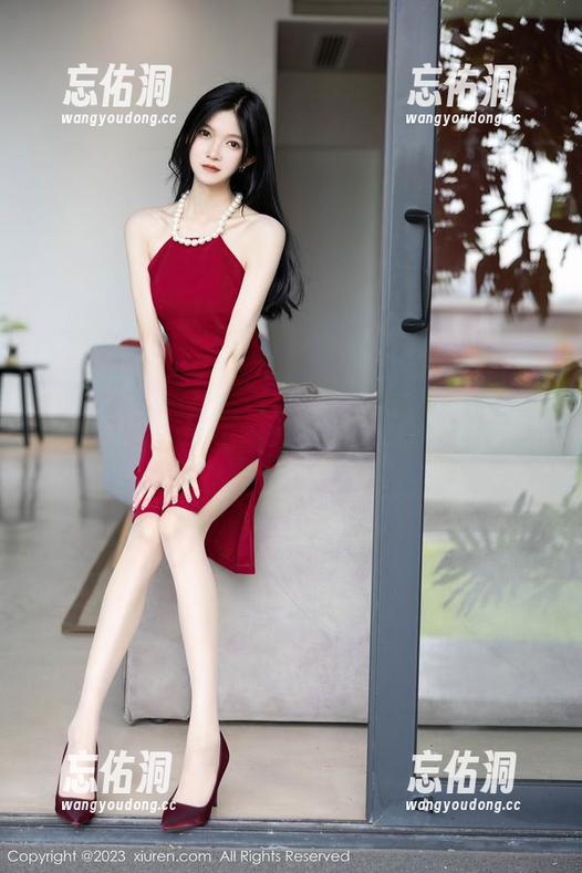 秀人网 - 小夕Kitty的圣诞图库大集合，你千万不要随便点开某几张哦。
