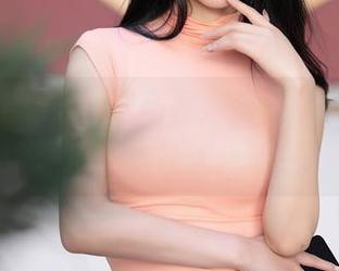 秀人网 – 私拍一露马尾，蕊蕊ruirui的美图创意太让人捧腹！