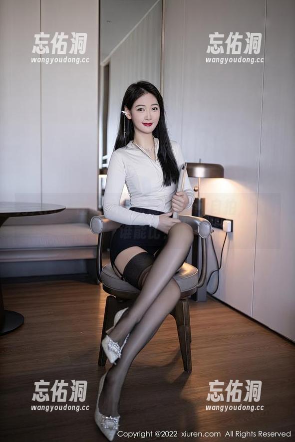 秀人网 - 在线的陈梵妮Fanny自拍，还有谁能比？