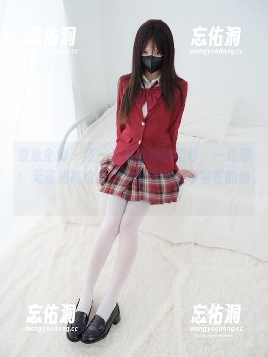 紧急企划 - 我一边看小恩的婚纱，一边想：无圣光真给力，原图才是出奇实在的仙女！