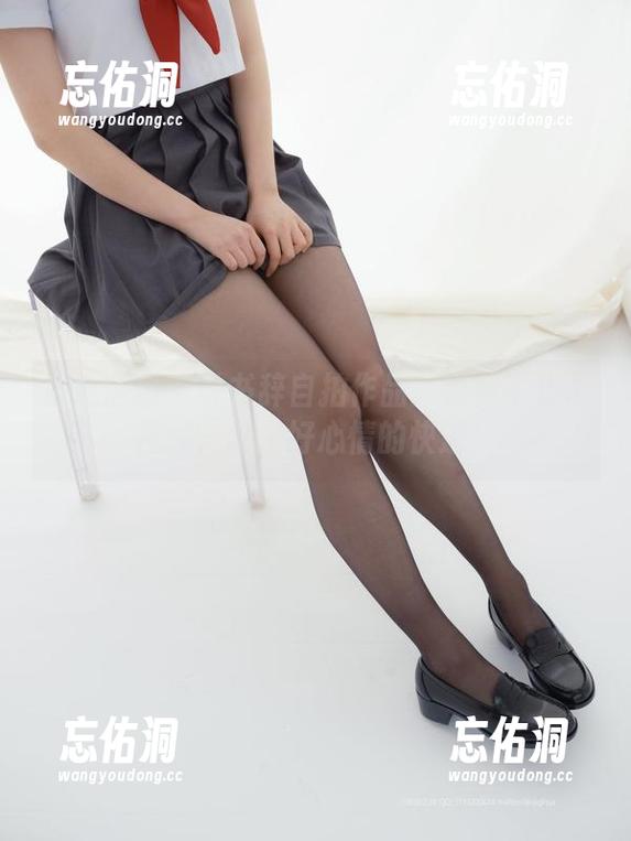 紧急企划 - 林书辞自拍作品：福利不止于视线，更是好心情的快递！