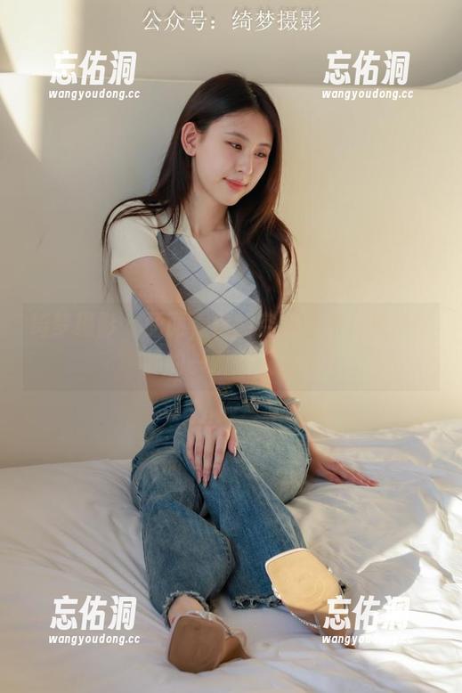 绮梦摄影 - 丽丽，你的空姐形象：免费作品的一瞬惹人愉悦